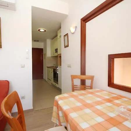 Apartment In Mit Eigenem Balkon - B59524 Baska (Krk)